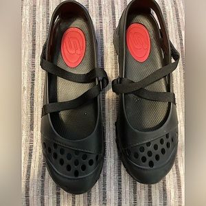 Sketchers Mary Jane Ballet Style Shoes (size 6)